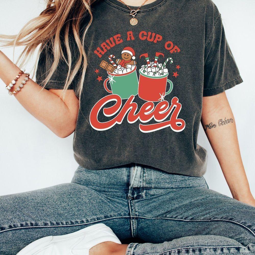 Retro Christmas 36 Vuitino Merch